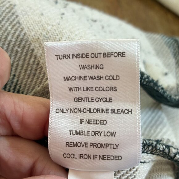 Green & White Plaid Button-Down Oversized Shirt Jacket By So Womens Size S Made - Picture 9 of 9